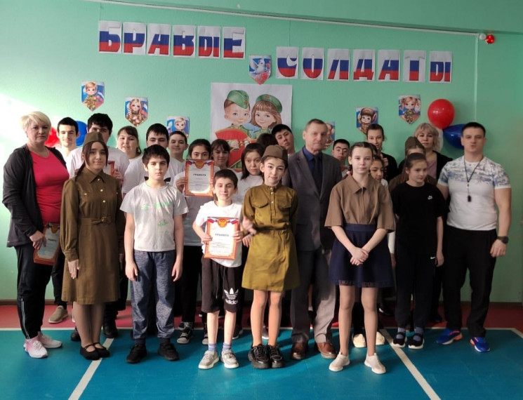 «Бравые солдаты».